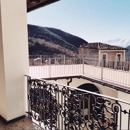 Piazzetta Del Forno Grazioso Bilocale Ad Assergi Extérieur photo